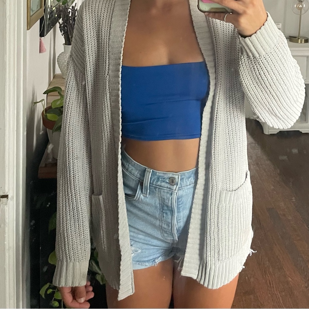 Hollister cardigan